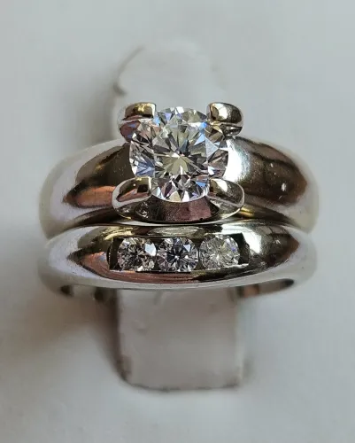 Gold Diamond Wedding Rings 14Kt