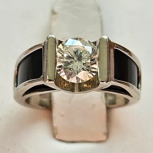 Gold Diamond Ring